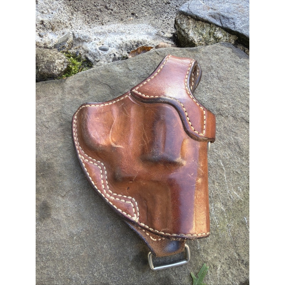 "BIANCHI" #13 SCORPIO RH LEATHER HOLSTER FITS .38, .357 S&W Revolvers